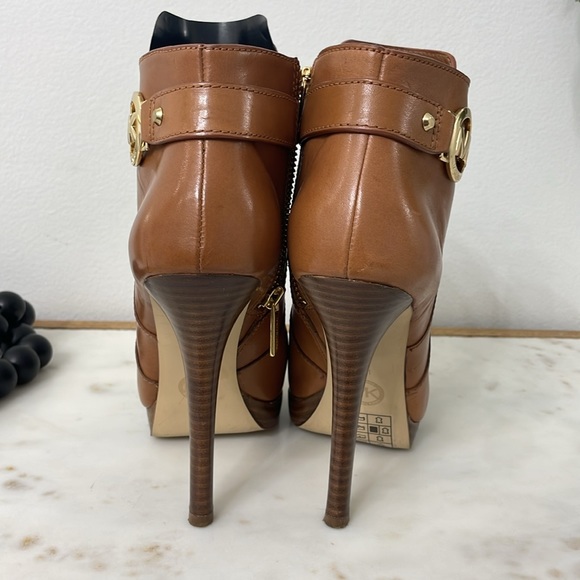 Michael Kors Cognac Leather Platform Heeled Ankle Boots Booties Women’s Size 7 M - Picture 4 of 10